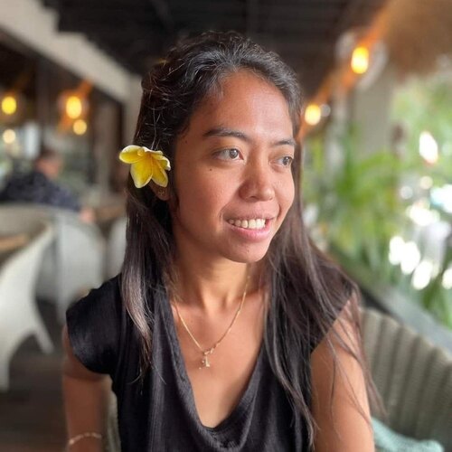 Ayu, founder and guide