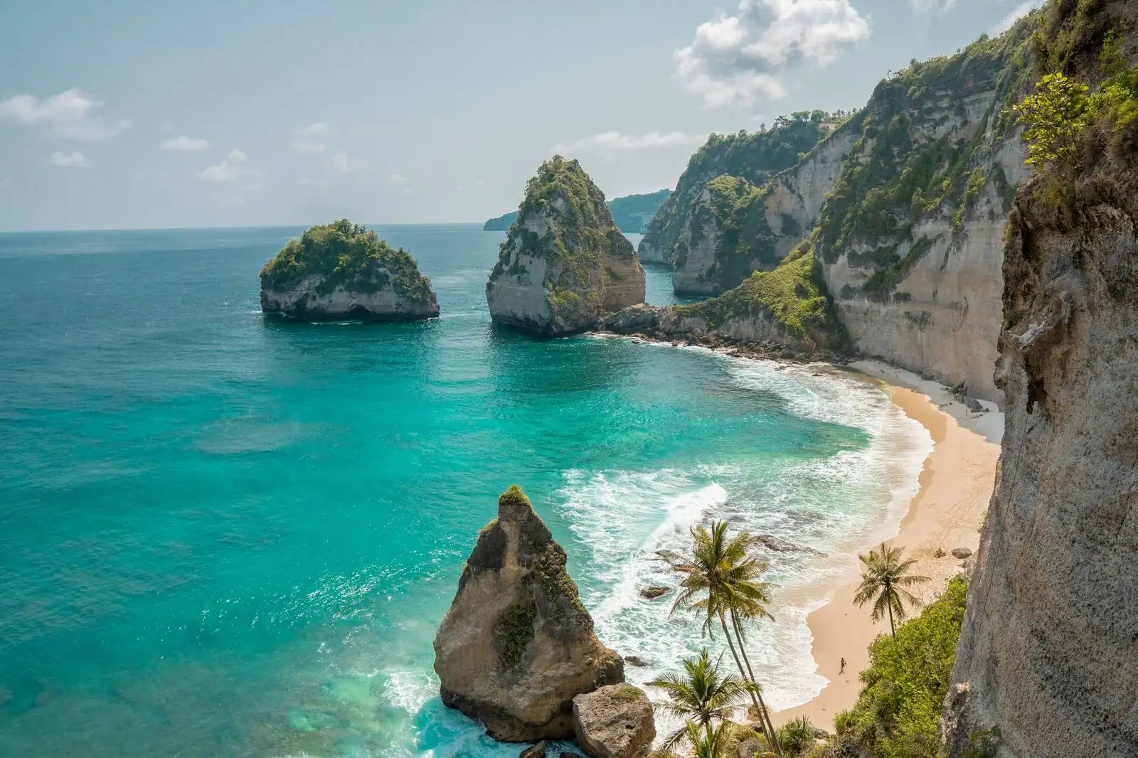 Turquoise cliffs and bay on the Bali coast