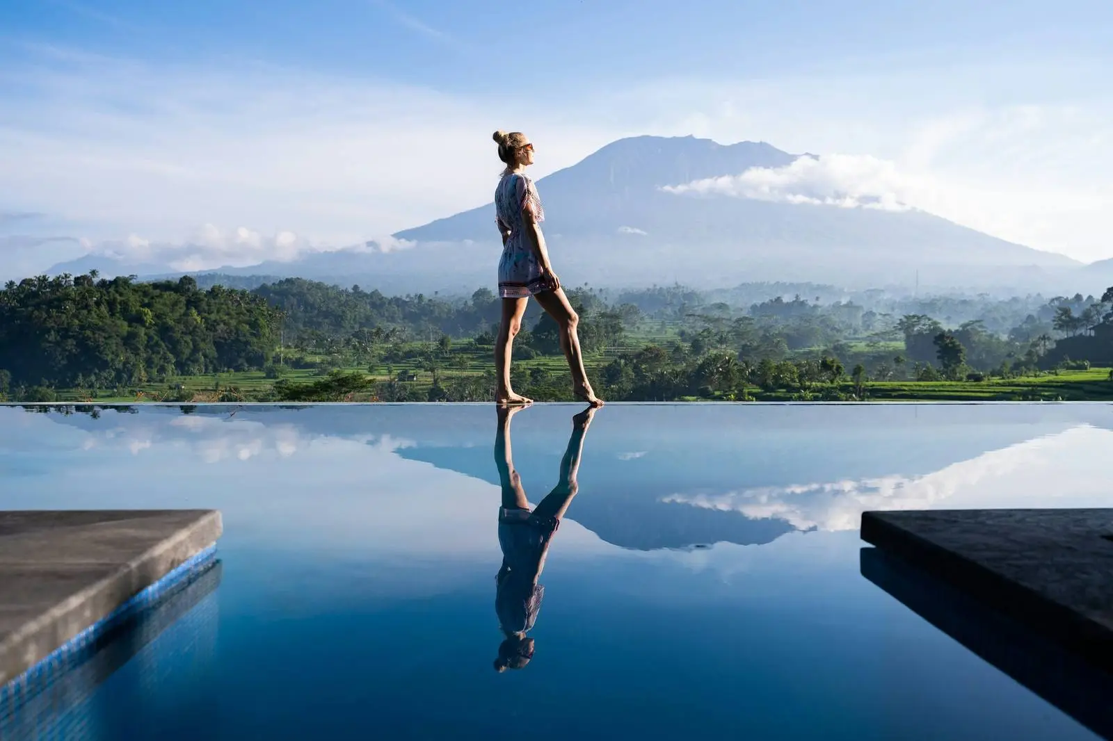 Pool view to the volcano